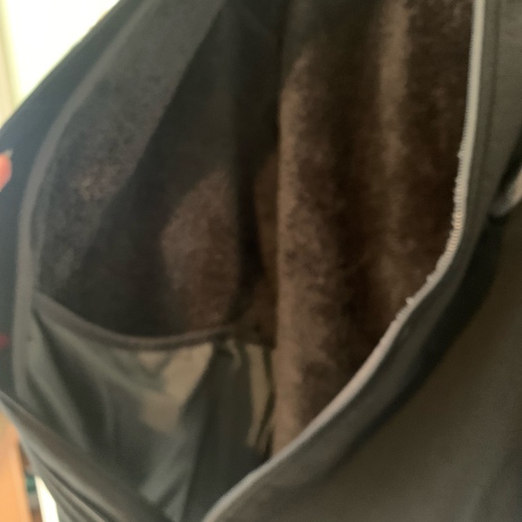 Mens Columbia Omni-Wind Black hooded jacket. Gently used. Flaws shown. Large - Picture 12 of 14